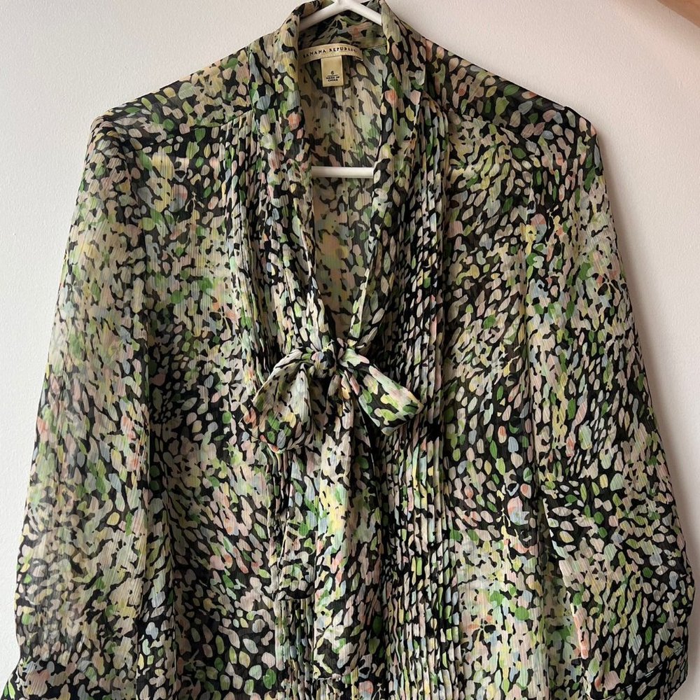 Banana Republic Green Print Blouse